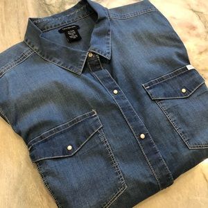 Calvin Klein Women’s Long Sleeve Denim Shirt